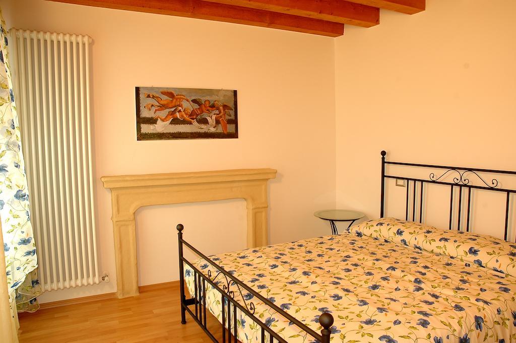 Agriturismo Al Tralcio Valeggio sul Mincio Zimmer foto
